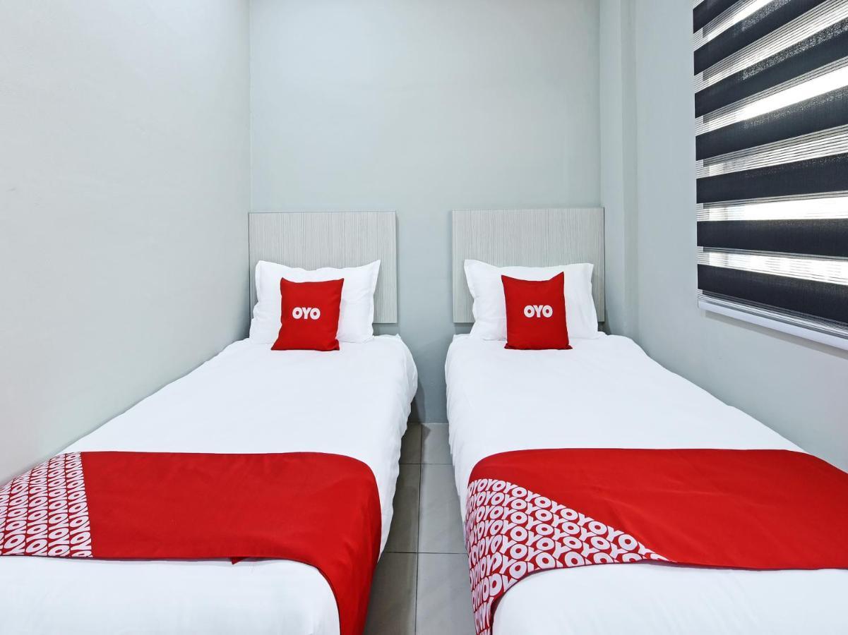 Oyo 90594 Hotel Casalink Paka المظهر الخارجي الصورة
