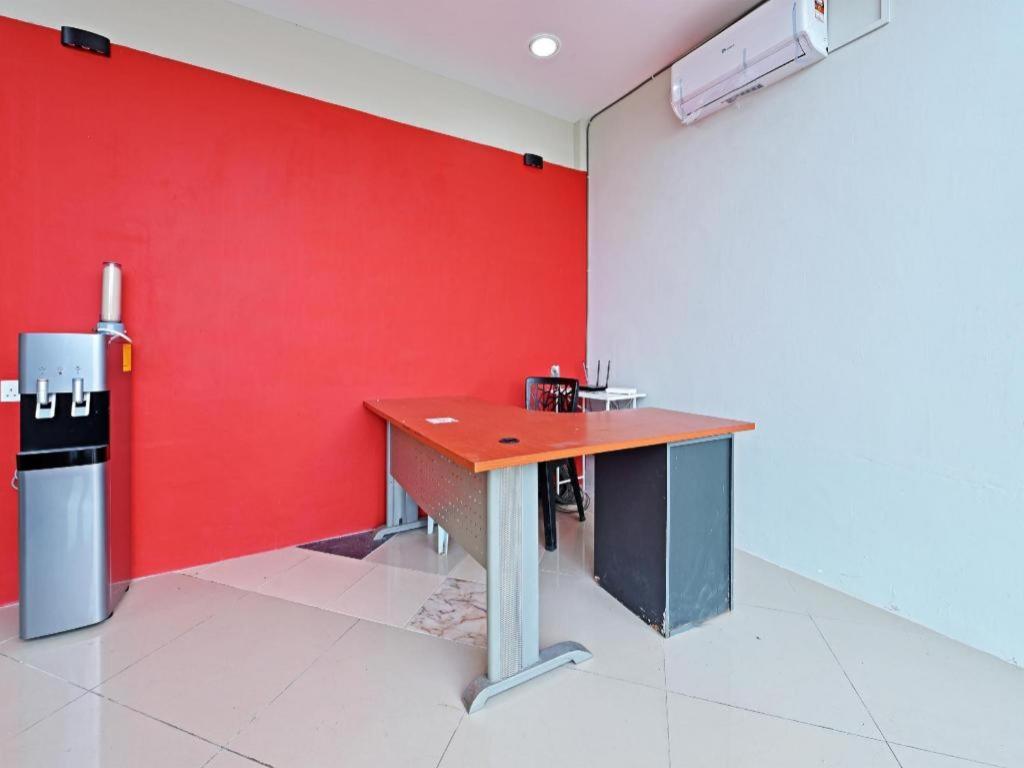 Oyo 90594 Hotel Casalink Paka المظهر الخارجي الصورة